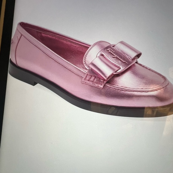 Ferragamo Vivaldo Pink Loafer 9C NWT - Picture 5 of 6